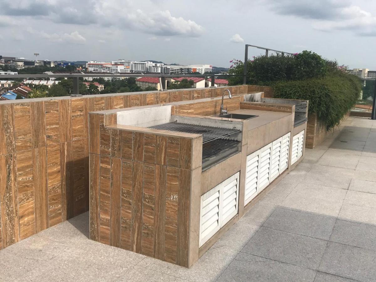 شقة جوهر بهرو  في Rebec 5Pax At Aeon,Toppen,Ikea Tebrau المظهر الخارجي الصورة